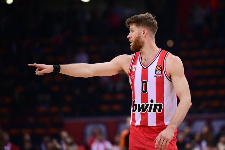 LIVE: Ερυθρός Αστέρας – Ολυμπιακός