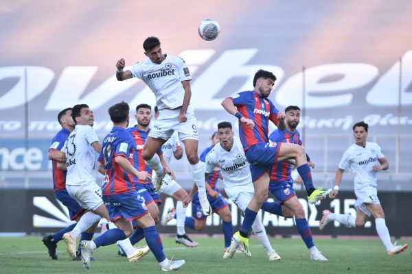 Βόλος – Ατρόμητος 2-2: Χορταστική ισοπαλία στο Πανθεσσαλικό