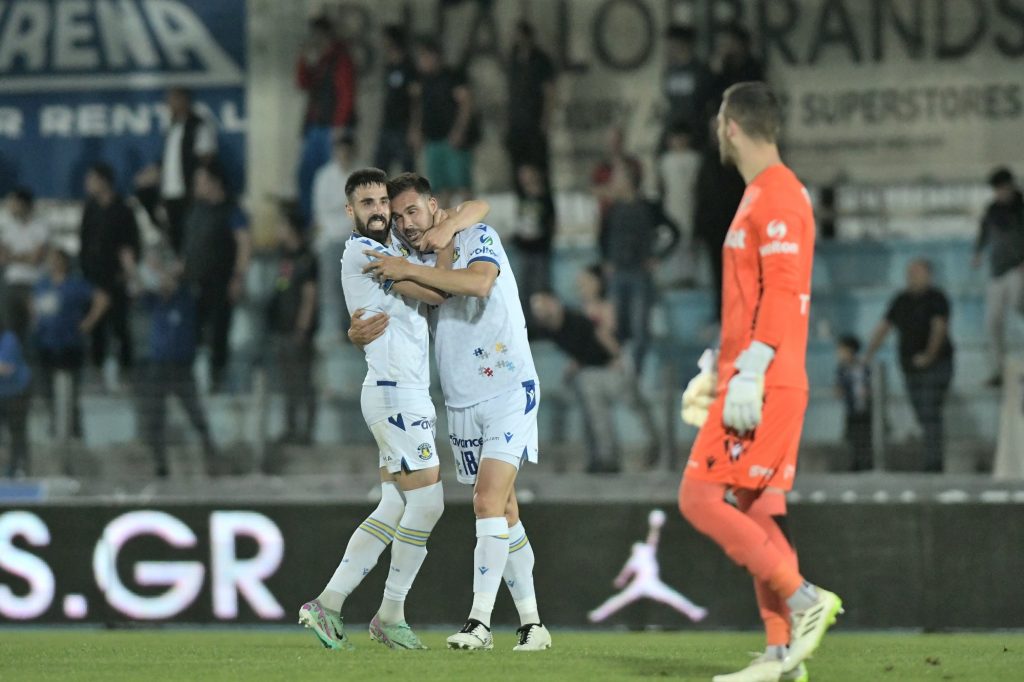 ΠΑΣ Γιάννινα – Αστέρας Τρίπολης 0-1: Ο Ατιένθα έστειλε τους Ηπειρώτες στην Super League 2