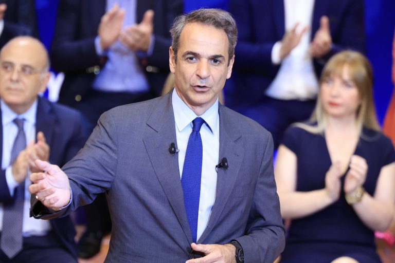 Ο Μητσοτάκης σήκωσε (προεκλογική) αυλαία κοιτάζοντας… δεξιότερα – Ο συμβολισμός Μπελέρη, η έμφαση στον Βορρά