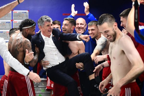 ΕΠΟΣ: Η Marca έβαλε τον Μεντιλίμπαρ στο σήμα του Ολυμπιακού (pic)