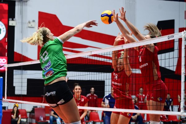 Ολυμπιακός – Παναθηναϊκός 0-3: Νίκησε στον Ρέντη και μείωσε σε 2-1 τη σειρά των τελικών