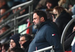 Η αγωνία του Βαγγέλη Μαρινάκη στο πέναλτι του Μουζακίτη (vid)