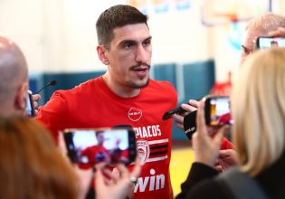 Λαρεντζάκης: «Ξέρω την εμπιστοσύνη του κόουτς, ένιωθα ότι θα τις βάλω και μπήκα και τις έβαλα»