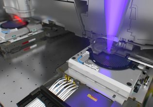 Ημιαγωγοί: Το κρίσιμο δίλημμα των Ολλανδών για τις εξαγωγές της ASML στην Κίνα