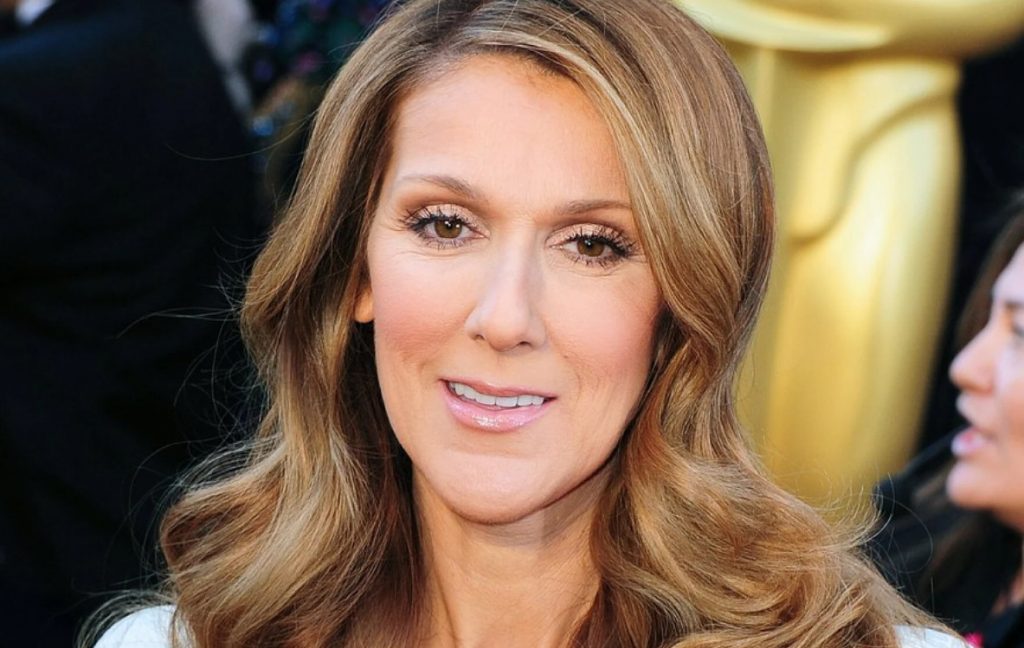 Σελίν Ντιόν: Η εντυπωσιακή τόπλες φωτογράφιση της για τη Vogue