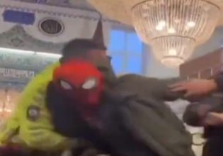 Τουρκία: Συνέλαβαν και έδειραν τον Σπάιντερμαν – Viral βίντεο από τζαμί