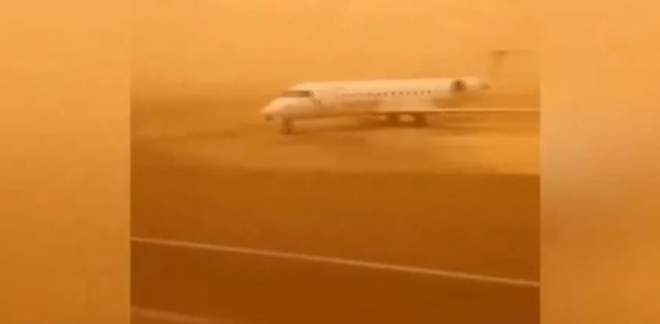 Λιβύη: Βίντεο με ισχυρή αμμοθύελλα που χτύπησε τη χώρα –  Ανεστάλη η εναέρια κυκλοφορία
