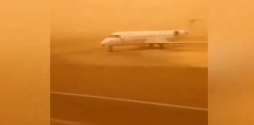 Λιβύη: Βίντεο με ισχυρή αμμοθύελλα που χτύπησε τη χώρα -  Ανεστάλη η εναέρια κυκλοφορία