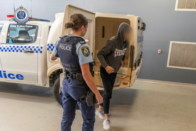 Αυστραλία: Συλλήψεις 7 ανηλίκων σε αντιτρομοκρατική επιχείρηση στο Σίδνεϊ