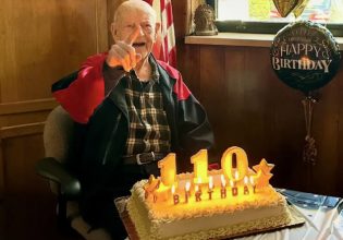 Νέα Υόρκη: Είναι 110 ετών και ζει μόνος του – Αυτό είναι το μυστικό του