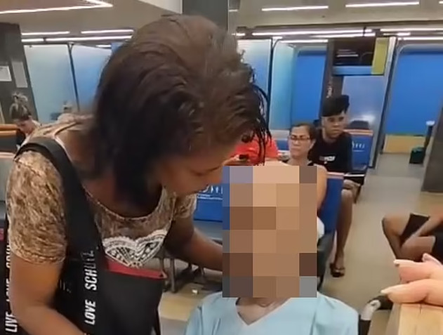 Βραζιλία: Πήγε τον νεκρό θείο της στην τράπεζα με καροτσάκι για να της υπογράψει δάνειο - Βίντεο σοκ