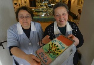 Ιταλία: Παρασκευαστής παγωτού στο Κάπρι δημιουργεί ειδικό παγωτό με γεύση G7