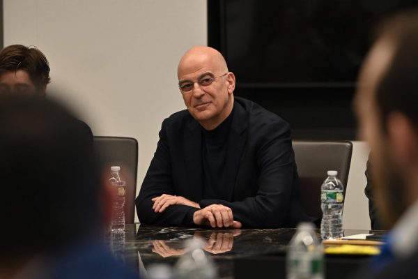 Νίκος Δένδιας: Επιστρέφει εκτάκτως στην Ελλάδα μετά τις εξελίξεις στη Μέση Ανατολή