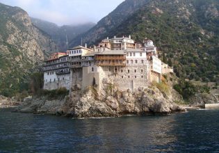 Άγιο Όρος: Πτώμα νεαρού άνδρα βρέθηκε να επιπλέει στη θάλασσα