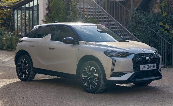 Νέες υβριδικές εκδόσεις για τα DS 3 και DS 4