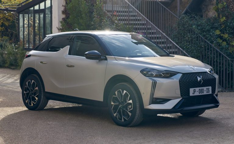 Νέες υβριδικές εκδόσεις για τα DS 3 και DS 4