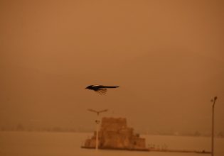 Αφρικανική σκόνη: Πώς δημιουργήθηκε το πορτοκαλί απόκοσμο χρώμα στον ουρανό