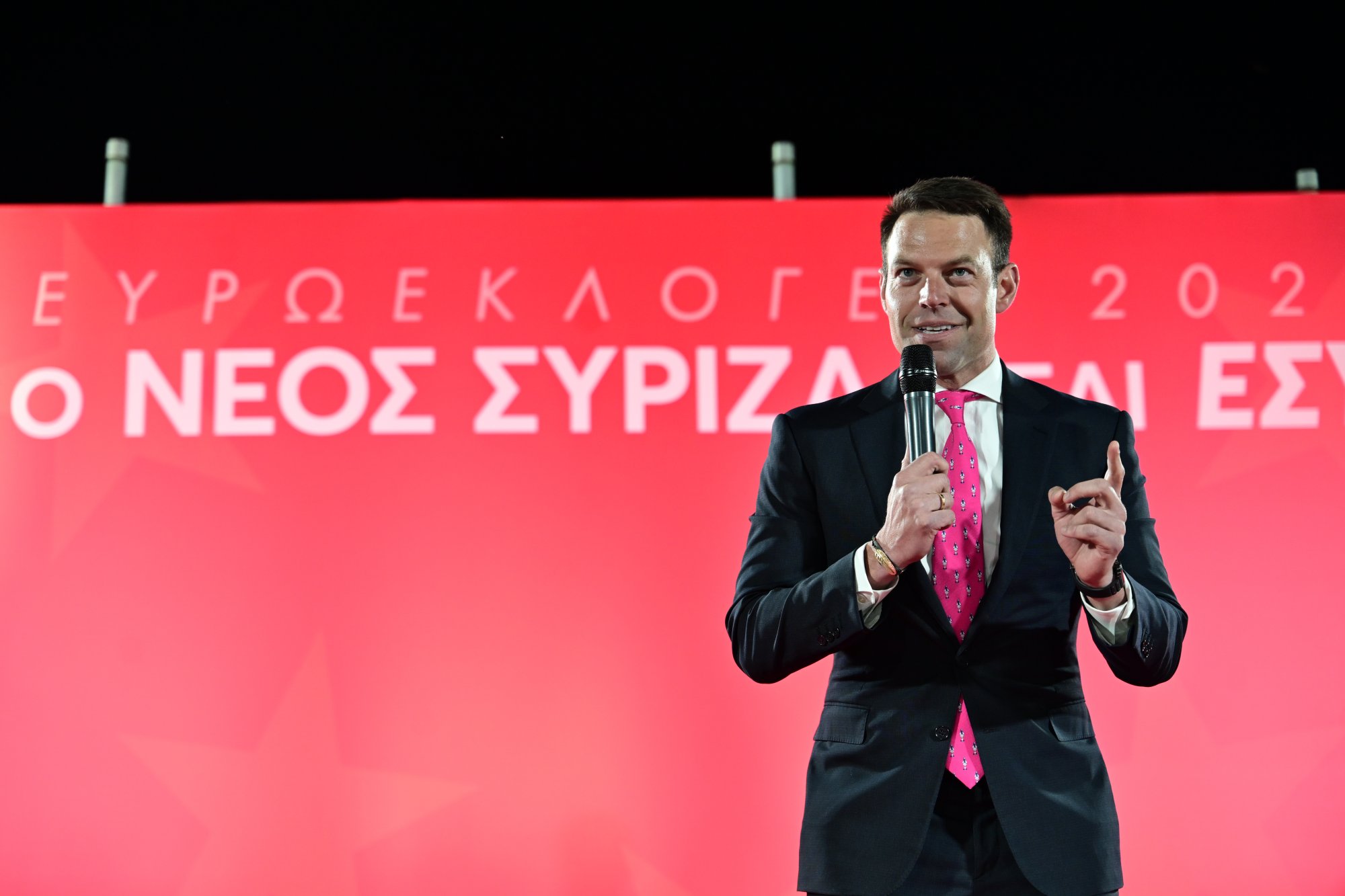 Κασσελάκης: «Ο κόσμος δεν είναι απολιτίκ, απογοητευμένος είναι» - Παρουσίασε τους υποψηφίους