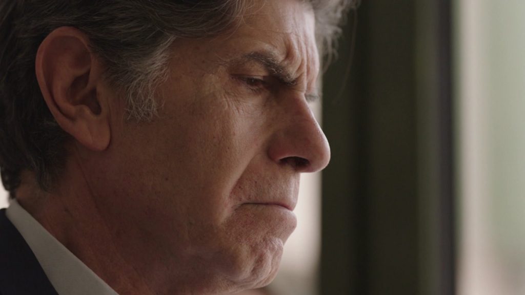 Famagusta: Η Χριστίνα πείθεται να μιλήσει στον Μάικλ