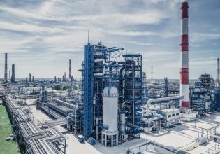 Ρωσία: Καλπάζει η οικονομία της – Εκτοξεύει τα έσοδα της από το πετρέλαιο και το φυσικό