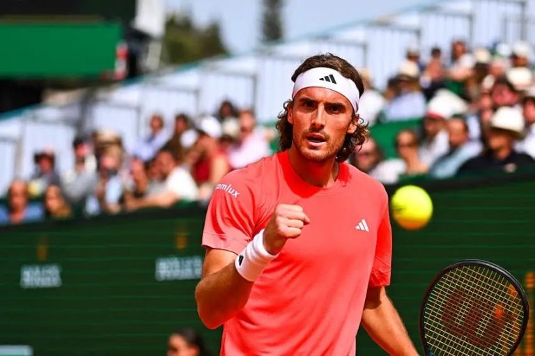 Ζβέρεφ – Τσιτσιπάς 0-2: «Ατσάλινος» ο Στέφανος, προκρίθηκε στους «8» του Μόντε Κάρλο