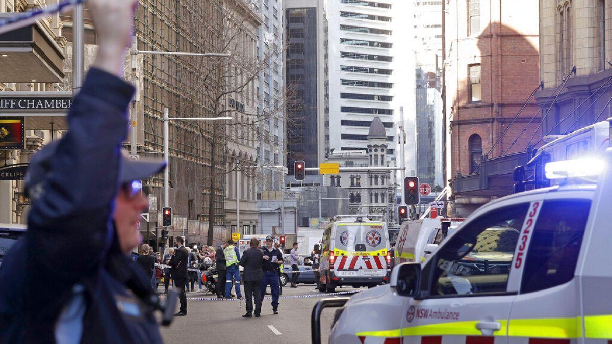 Σίδνεϊ: Έξι νεκροί μετά από επίθεση με μαχαίρι σε εμπορικό κέντρο