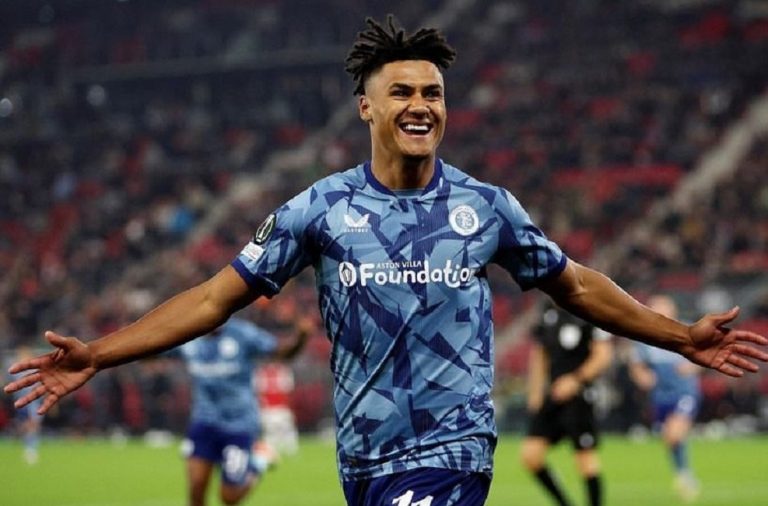 Χαμός στην Premier League: Η Άστον Βίλα «σόκαρε» την Άρσεναλ και έκανε δώρο στη Σίτι (2-0)