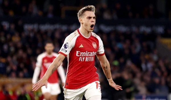 Γουλβς – Άρσεναλ 0-2: Έβγαλε αντίδραση και ανέβηκε στην κορυφή