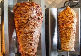 Δεν είναι ούτε ο γύρος, ούτε το σουβλάκι – Αυτό είναι το κορυφαίο ελληνικό πιάτο με κρέας