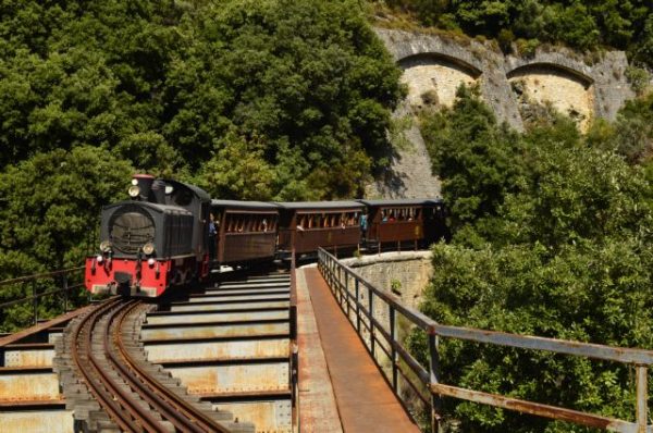 Ο «Μουτζούρης» ξανά στις ράγες του Πηλίου