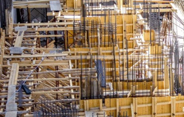 Μερική αναστολή έκδοσης οικοδομικών αδειών στο δήμο Ηρακλείου Αττικής