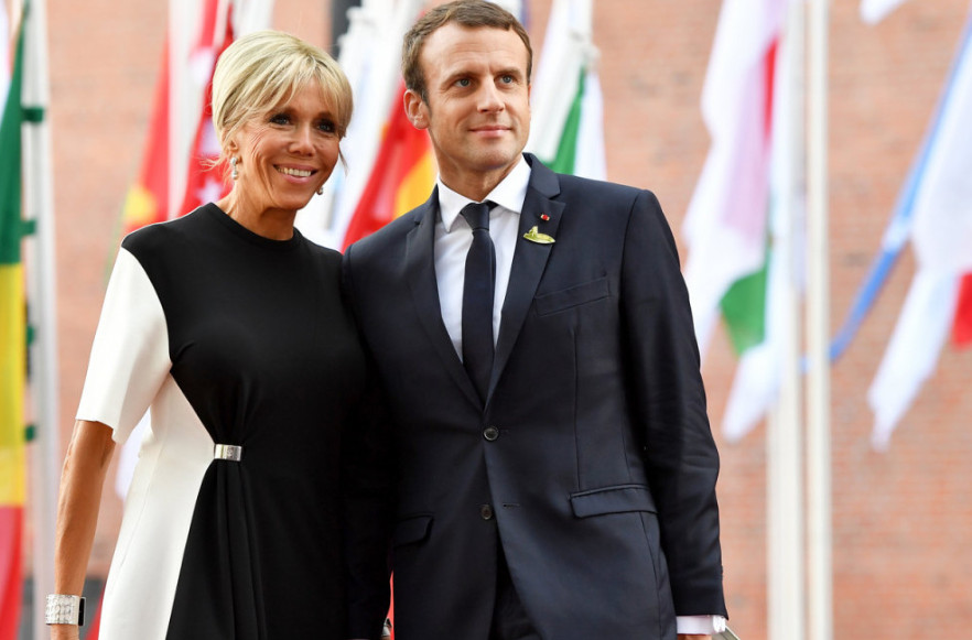Μπριζίτ Μακρόν: Η ζωή της γίνεται σειρά - Ο έρωτας και ο γάμος με τον Γάλλο πρόεδρο