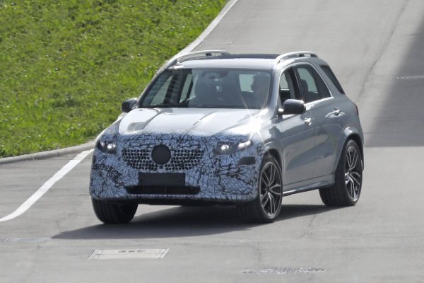 Mercedes-Benz GLE: Παράταση χρόνου