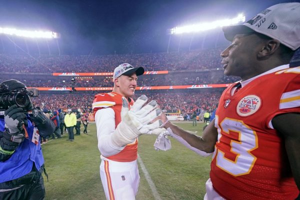 Γιώργος Καρλαύτης: «Η μεγαλύτερή μου έλλειψη ήταν ότι δεν είχα τον πατέρα μου»