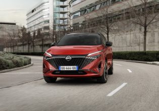 Nissan Qashqai: Ανανεώνοντας μια σταθερή αξία