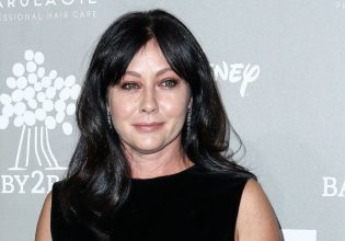 H Σάνεν Ντόχερτι χαρίζει προσωπικά της αντικείμενα προετοιμάζοντας τον θάνατο της