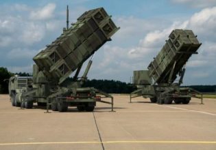Financial Times: Ελλάδα και Ισπανία πιέζονται από την ΕΕ να δώσουν S-300 και Patriot στην Ουκρανία