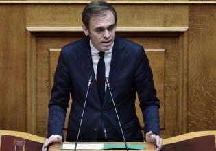 Η Ελλάδα να κινείται αξιακά υποστηρίζοντας κάθε πρωτοβουλία για λύση του Παλαιστινιακού, τονίζει ο Μάντζος