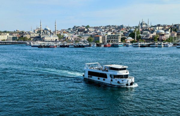 Λέκκας: «Πρέπει να γίνει άμεσα σεισμός στην Κωνσταντινούπολη να εκτονωθούν οι εντάσεις»