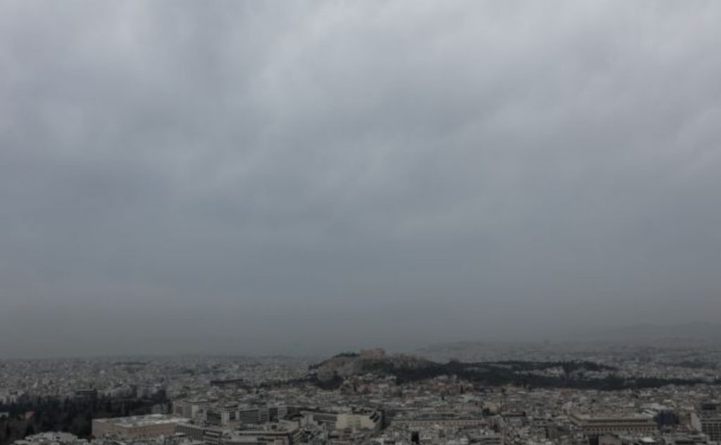 Καιρός: Λασποβροχές και αφρικανική σκόνη [χάρτες]