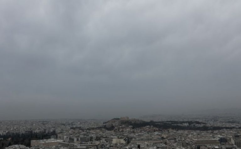 Καιρός: Λασποβροχές και αφρικανική σκόνη [χάρτες]