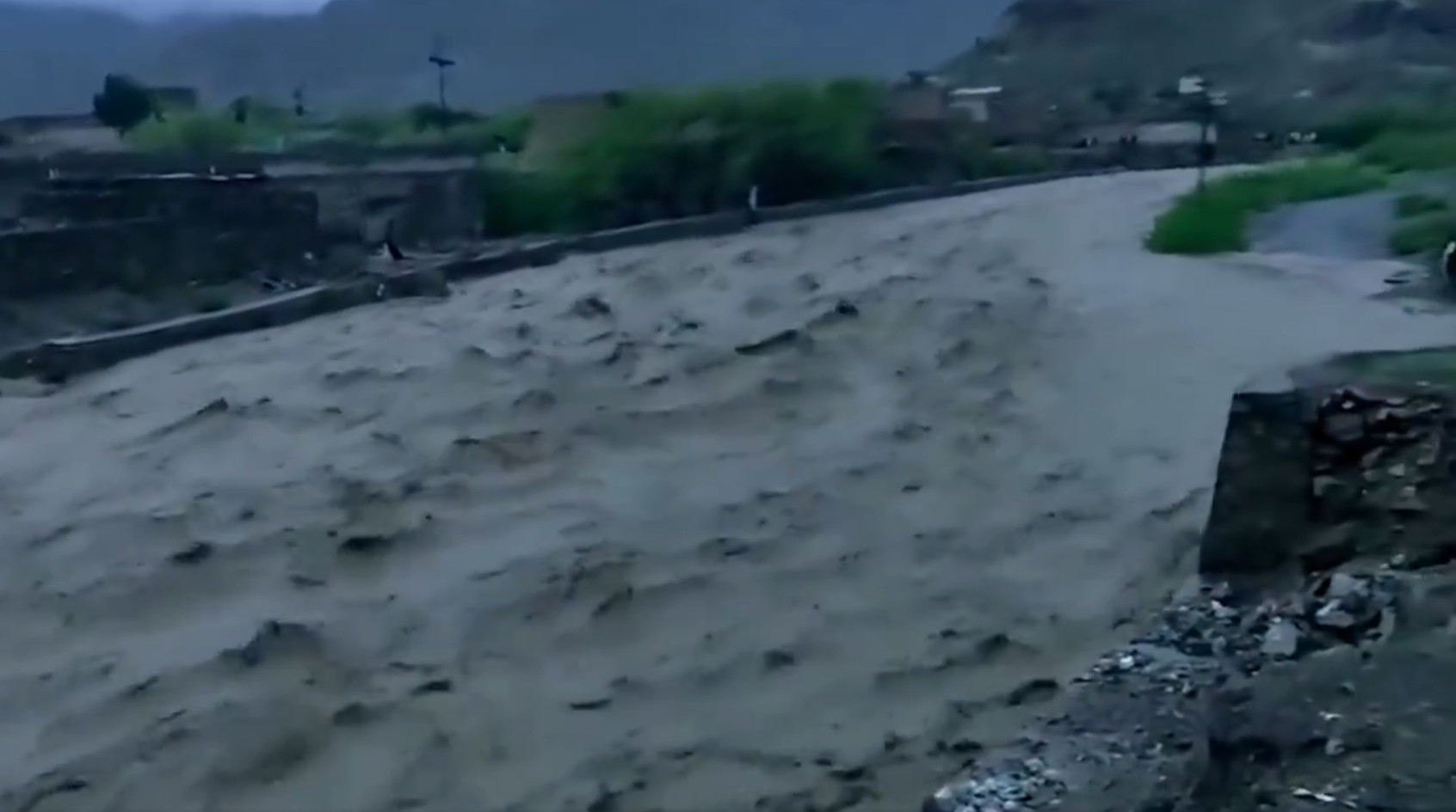 Πακιστάν: Τουλάχιστον 65 νεκροί από τις πλημμύρες λόγω της καταρρακτώδους βροχής
