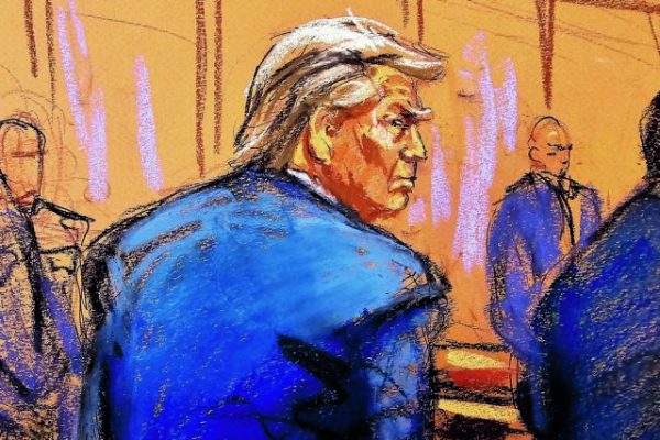 Ντόναλντ Τραμπ: «Είναι μία στημένη κομμουνιστική δίκη – σόου»