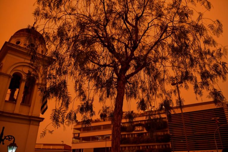 Αφρικανική σκόνη: «Η καταχνιά της Σαχάρας έπνιξε την Αθήνα» – Δημοσίευμα BBC