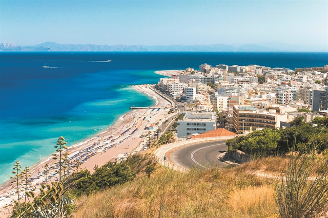 Έρχεται η εφαρμογή καταγγελιών «MyCoast» – Ιδού οι 198 απάτητες παραλίες