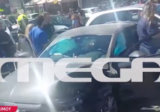 Τροχαίο ατύχημα: Γέμισε συντρίμμια η Αλίμου – Βίντεο αμέσως μετά την καραμπόλα 9 οχημάτων