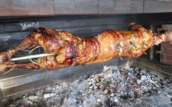 Πάσχα: Καταγγελίες για ελληνοποιήσεις αμνοεριφίων