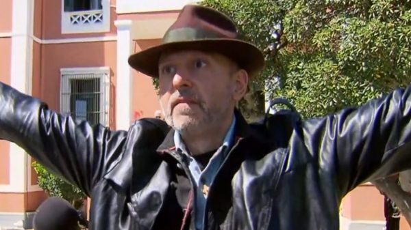 Αλεξανδρούπολη: Αναβλήθηκε η δίκη του καθηγητή που παρενοχλούσε μαθήτρια – Τι έγινε στο δικαστήριο