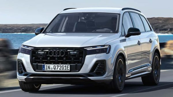 Βελτιωμένες plug-in υβριδικές εκδόσεις για τα Audi Q7 και Q8